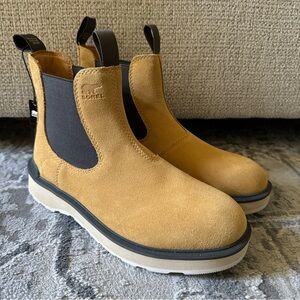 Sorel Women's Hi-Line Chelsea Waterproof Suede Ankle Boots Size 10 MSRP $175